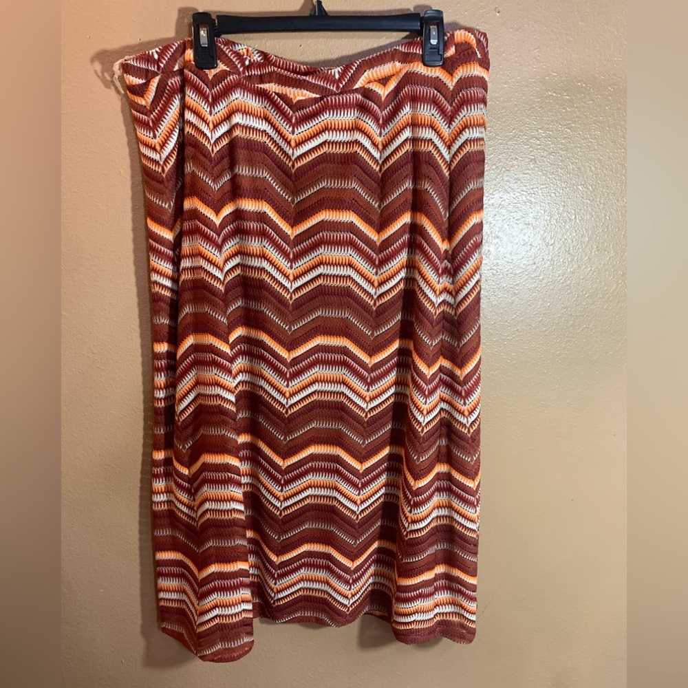 Bar III Vintage Style Chevron Patterned Skirt - Rust Red and Orange - XL